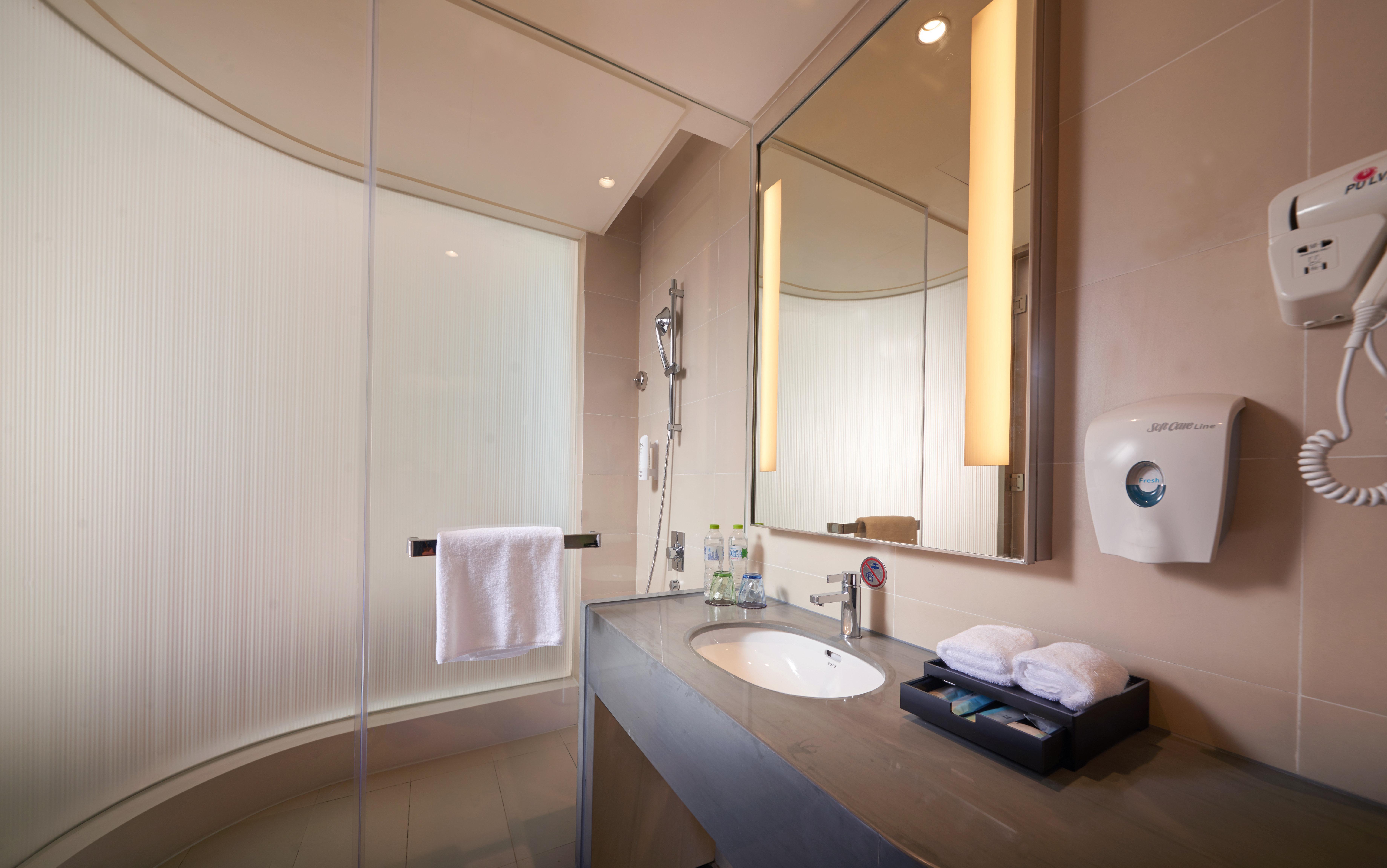 Holiday Inn Express Chengdu Huanhuaxi By Ihg-Near Jinsha Site Musem,Near Wuhou Temple Museum,Welcome Drinks,Free Gym,Free Self-Service Laundry Exterior foto
