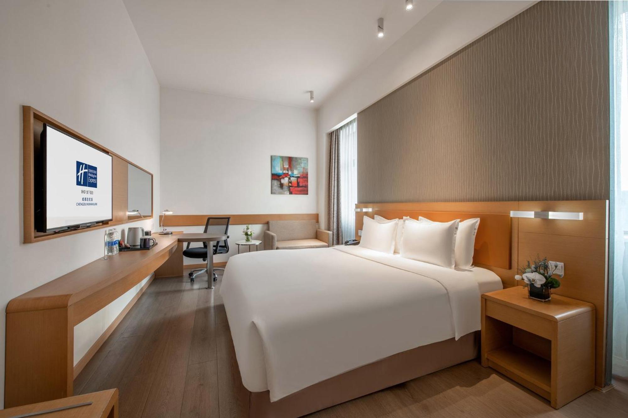 Holiday Inn Express Chengdu Huanhuaxi By Ihg-Near Jinsha Site Musem,Near Wuhou Temple Museum,Welcome Drinks,Free Gym,Free Self-Service Laundry Exterior foto